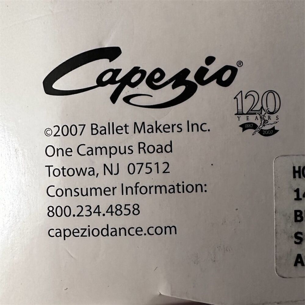 Capezio Hold & Stretch Semi-Opaque Footed Women's Basic Ballet Pink Tights - Picture 6 of 7